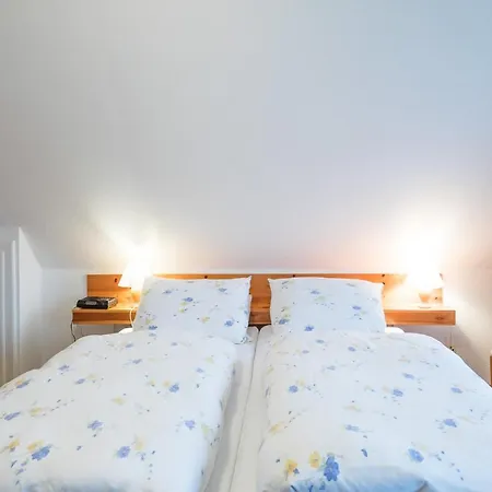 Direkt Am Deich - Amrum Im Gaestehaus Am Badedeich